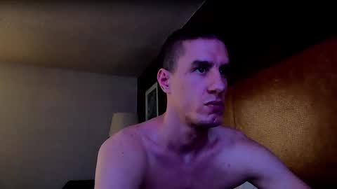 Snapshot of axl_fx chatting on February 13, 2025, 5:11 pm Axl online show from February 13, 2025, 5:11 pm