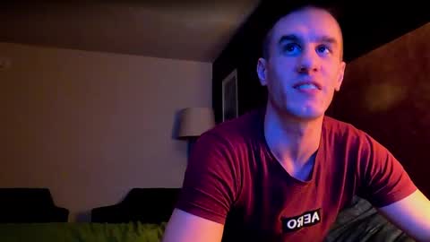 Snapshot of axl_fx chatting on February 14, 2025, 5:30 am Axl online show from February 14, 2025, 5:30 am