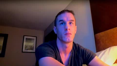 Snapshot of axl_fx chatting on March 3, 2025, 12:16 pm Axl online show from March 3, 2025, 12:16 pm