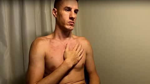 Snapshot of axl_fx chatting on September 9, 2025, 2:11 am Axl online show from September 9, 2025, 2:11 am