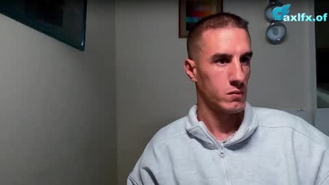 Snapshot of axl_fx chatting on October 9, 2025, 10:08 pm Axl online show from October 9, 2025, 10:08 pm