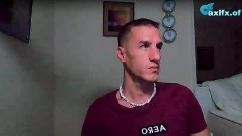 Snapshot of axl_fx chatting on October 11, 2025, 12:32 am Axl online show from October 11, 2025, 12:32 am