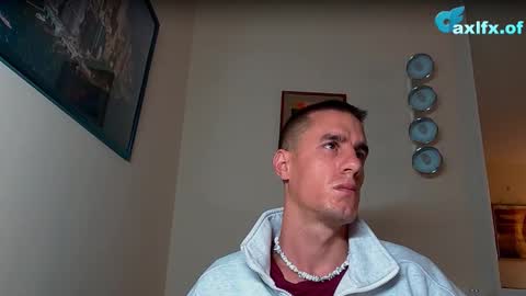 Snapshot of axl_fx chatting on October 15, 2025, 7:30 am Axl online show from October 15, 2025, 7:30 am