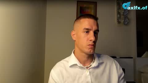 Snapshot of axl_fx chatting on October 20, 2025, 9:37 pm Axl online show from October 20, 2025, 9:37 pm