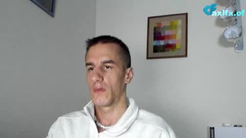 Snapshot of axl_fx chatting on November 4, 2025, 2:54 am Axl online show from November 4, 2025, 2:54 am