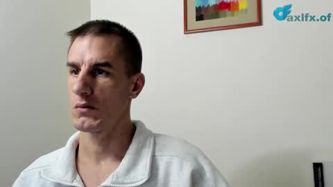 Snapshot of axl_fx chatting on November 6, 2025, 3:29 am Axl online show from November 6, 2025, 3:29 am