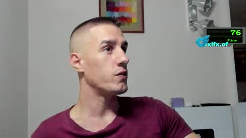 Snapshot of axl_fx chatting on November 7, 2025, 11:38 pm Axl online show from November 7, 2025, 11:38 pm