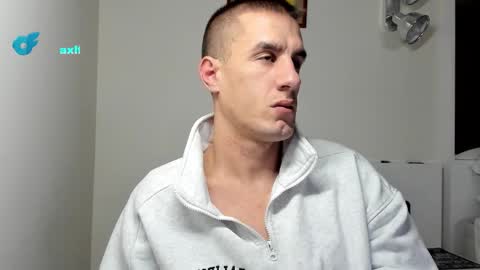 Snapshot of axl_fx chatting on November 21, 2025, 12:43 am Axl online show from November 21, 2025, 12:43 am