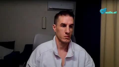 Snapshot of axl_fx chatting on February 15, 2026, 1:57 am Axl online show from February 15, 2026, 1:57 am