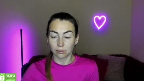 Jully online show from February 28, 2025, 11:25 am