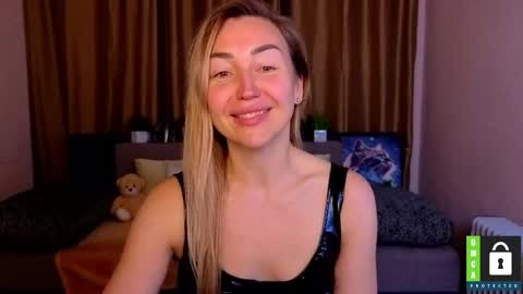 Jully online show from March 28, 2026, 6:51 pm