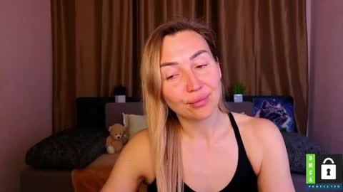 Jully online show from April 1, 2026, 5:32 pm