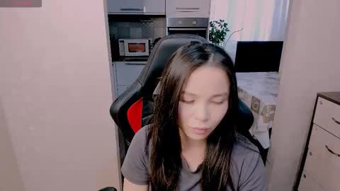 Aya Moon online show from November 14, 2025, 4:44 am