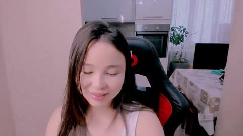 Snapshot of aya_moon chatting on December 16, 2025, 4:50 am Aya Moon online show from December 16, 2025, 4:50 am