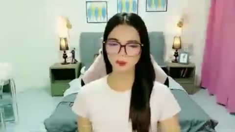 ayah_slut online show from July 17, 2026, 1:29 pm