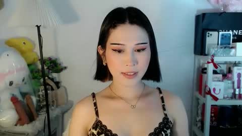 AYAHOSHILOVESYOU online show from February 16, 2026, 4:08 am