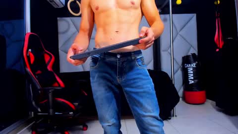 Ayden Miller online show from February 22, 2025, 9:37 pm