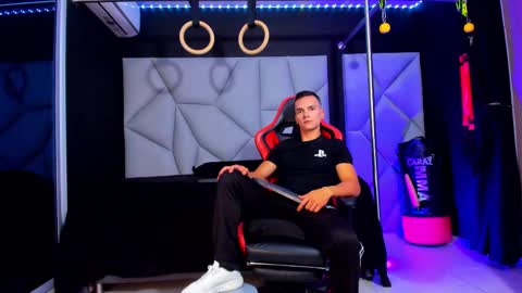 Ayden Miller online show from March 5, 2025, 2:46 am