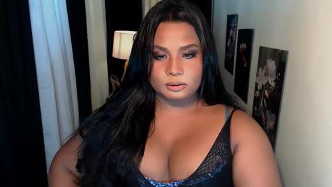 AYESHA online show from November 23, 2025, 3:34 pm