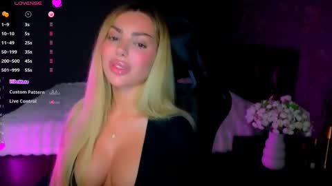  Ayla Demir  online show from May 16, 2026, 7:56 pm