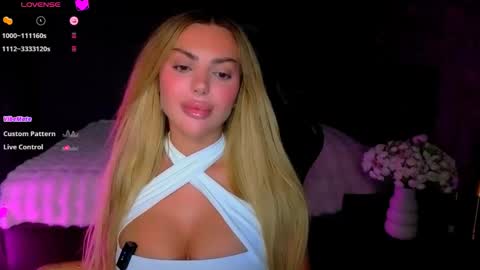  Ayla Demir  online show from May 18, 2026, 8:03 pm