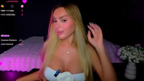 Snapshot of ayla_demir chatting on May 22, 2026, 8:03 pm Ayla Demir online show from May 22, 2026, 8:03 pm