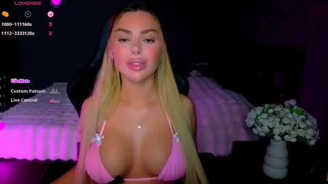 Snapshot of ayla_demir chatting on May 27, 2026, 8:06 pm Ayla Demir online show from May 27, 2026, 8:06 pm