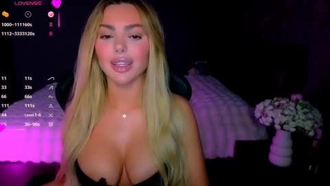 Snapshot of ayla_demir chatting on June 1, 2026, 8:10 pm Ayla Demir online show from June 1, 2026, 8:10 pm