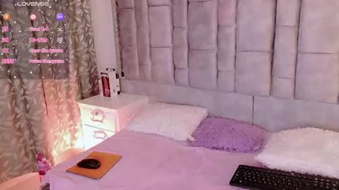 ayla_han online show from July 8, 2026, 5:45 am