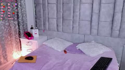 ayla_han online show from July 29, 2026, 3:15 am