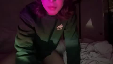Snapshot of ayla_irene chatting on July 17, 2026, 4:41 am ayla irene online show from July 17, 2026, 4:41 am