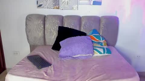 Snapshot of aylah_beckham chatting on June 4, 2026, 11:16 am aylah_beckham online show from June 4, 2026, 11:16 am
