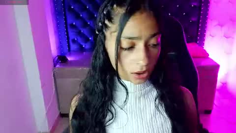 Snapshot of aylanny_m chatting on July 22, 2026, 1:52 am aylanny_m online show from July 22, 2026, 1:52 am