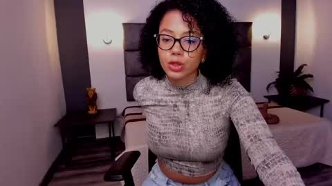 Ayleen online show from February 1, 2025, 12:26 pm