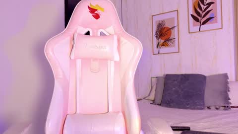 Ayleen online show from September 16, 2025, 12:17 pm