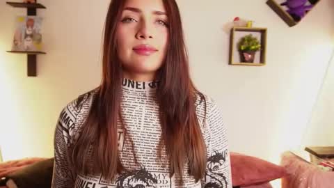 SOPHY ROGERS online show from December 22, 2025, 7:27 am