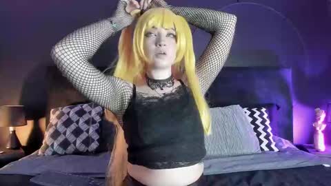 Aylen online show from February 15, 2025, 7:39 pm