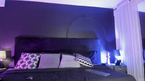 Aylen online show from February 21, 2025, 7:43 pm