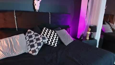 Aylen online show from October 14, 2025, 8:09 pm