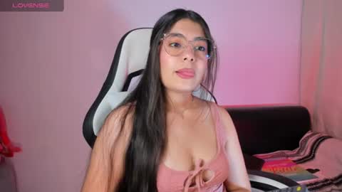 Snapshot of aylenmiller_ chatting on July 23, 2026, 1:58 am Aylen online show from July 23, 2026, 1:58 am