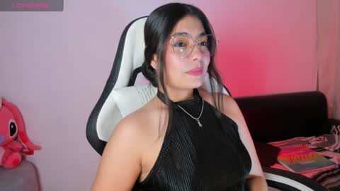 Snapshot of aylenmiller_ chatting on August 5, 2026, 1:08 am Aylen online show from August 5, 2026, 1:08 am