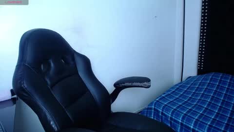 Ayliinn  online show from March 4, 2025, 3:33 am