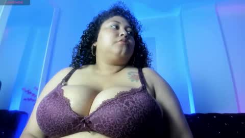 Ayliinn  online show from March 22, 2026, 1:09 am