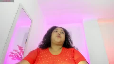 Snapshot of ayliinn_ chatting on April 28, 2026, 2:27 am Ayliinn online show from April 28, 2026, 2:27 am