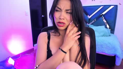 Aylin online show from January 9, 2025, 11:56 pm