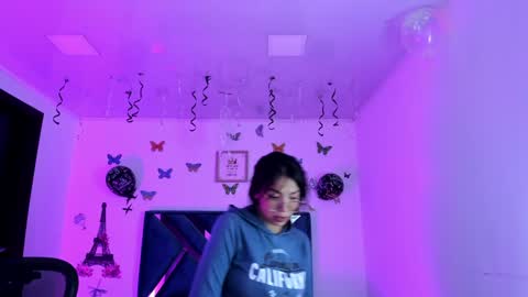 Aylin online show from January 27, 2025, 11:33 pm