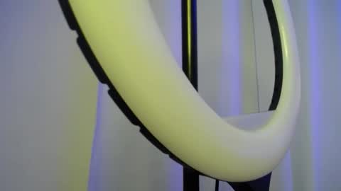 aylin_ross_ online show from March 19, 2026, 4:49 am