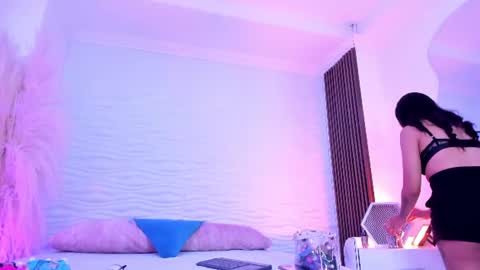 Snapshot of aylinlove_ chatting on June 13, 2026, 12:03 pm aylinlove_ online show from June 13, 2026, 12:03 pm