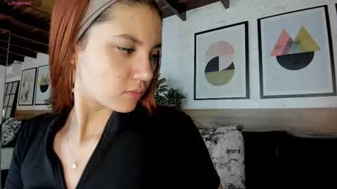 Aylin Millerxs online show from October 12, 2025, 12:59 pm