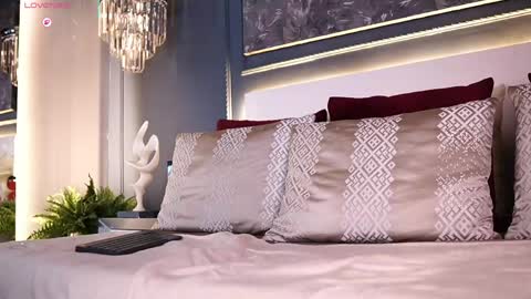 Aylin Millerxs online show from April 22, 2026, 9:38 pm